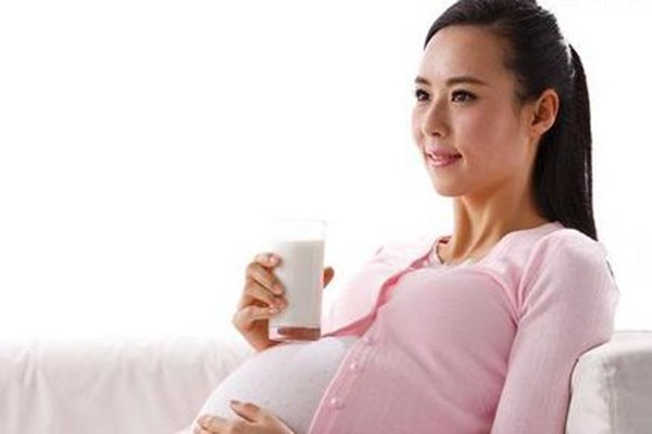 孕妇可以喝奶粉吗 什么时候开始喝奶粉最合适