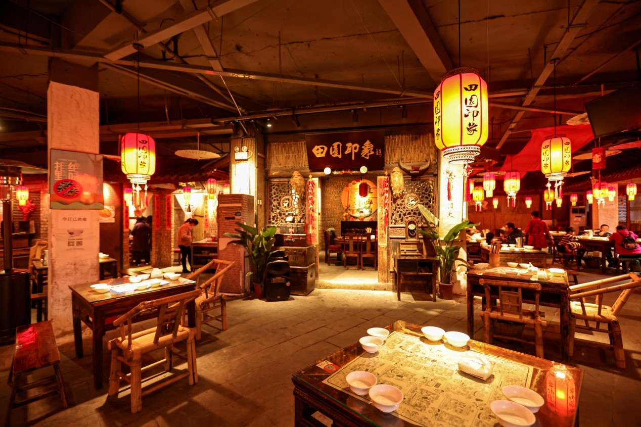 四川成都餐厅 用传统民俗让蓉漂过年别具温情
