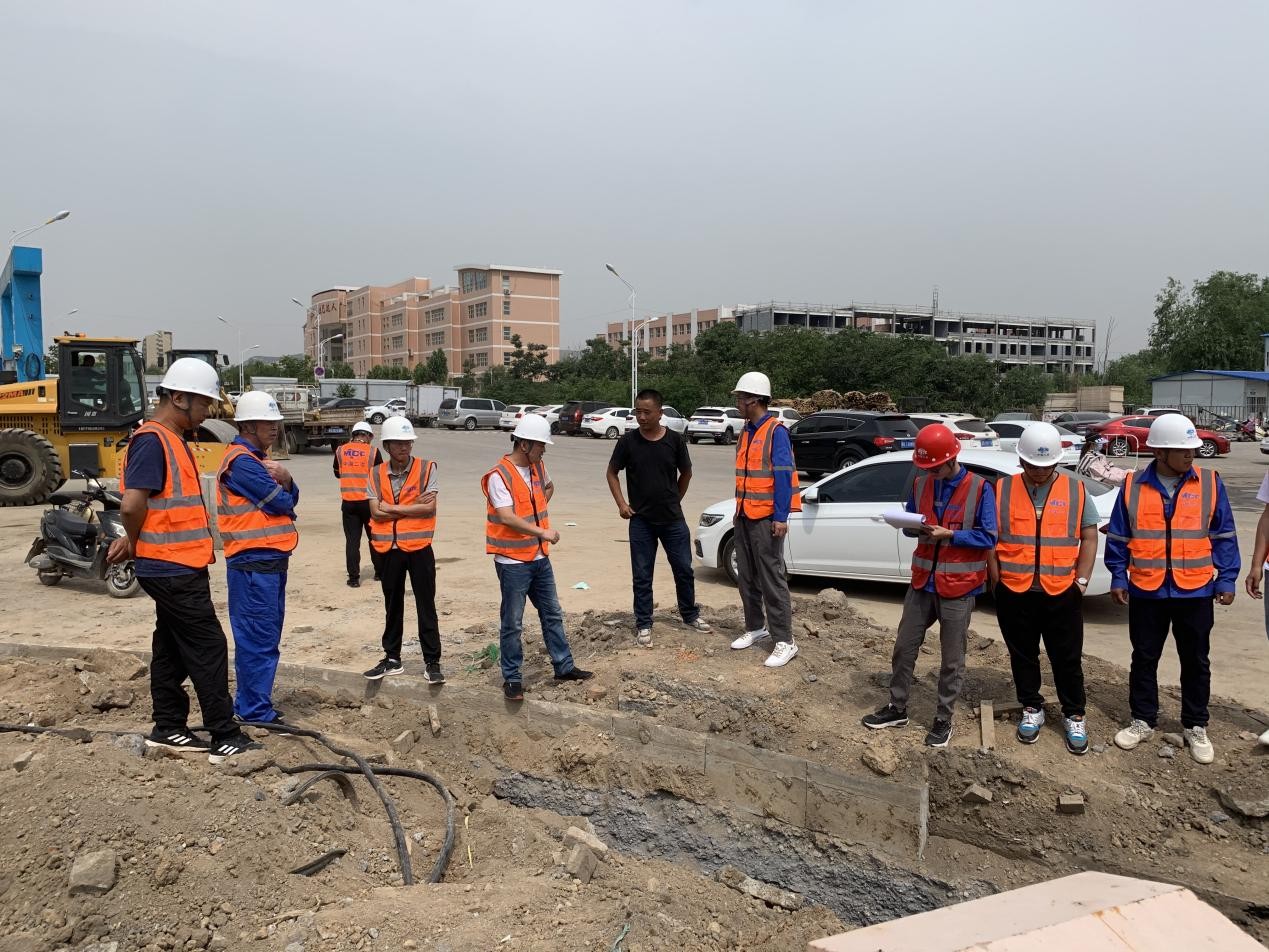 中国二冶峰峰矿区基础设施项目组织施工现场安全质量综合检查