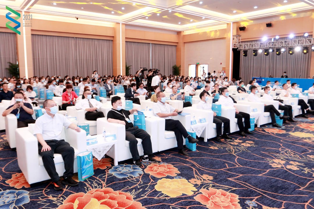 成渝地区双城经济圈医药健康产业高质量发展研讨会在蓉举行