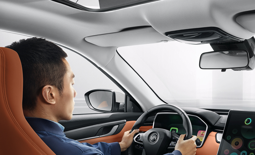 威马EX5-Z汽车具备11项驾驶辅助功能，体验不一样的智行辅助