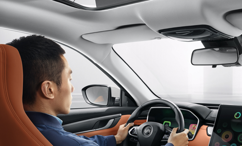 威马EX5-Z零接触智能交互纯电SUV，让驾乘更智能