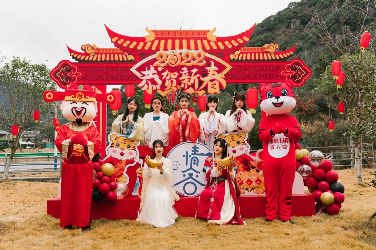 国花牡丹，这个春节竟然在台州三门潘家小镇绽放？