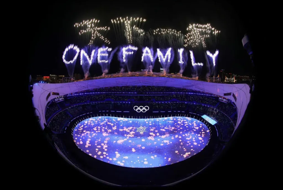 冬奥会闭幕式，利亚德用显示屏演绎中国式浪漫