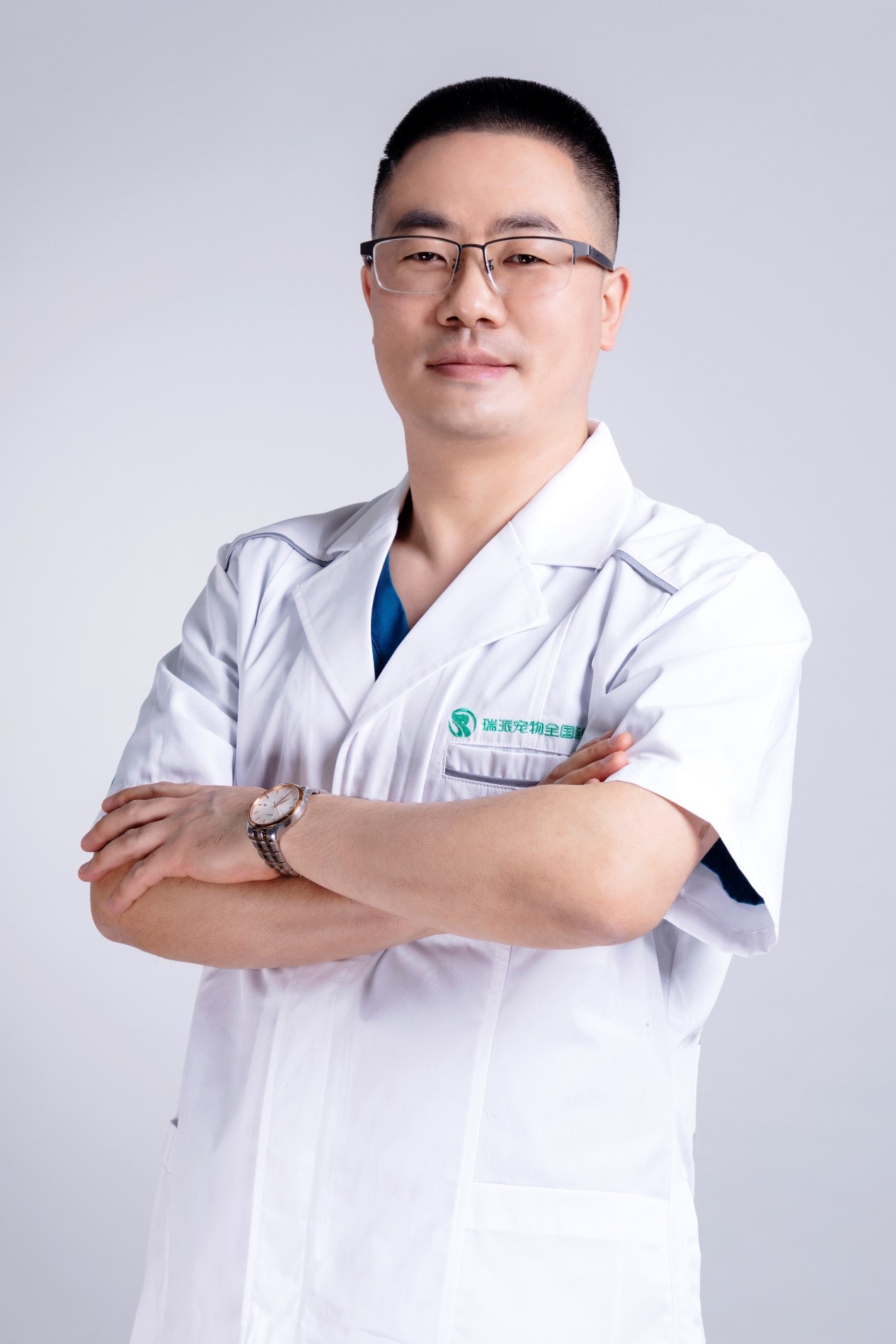 瑞派宠医——胡炳浩|高级兽医师也曾对兽医职业存有偏见