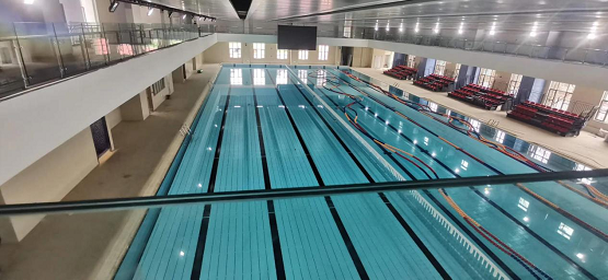 AQUA爱克空气能恒温除湿热泵，专为游泳馆提供高效除湿方案