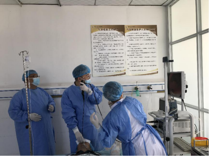 又一例！雅安市中医医院成功开展经纤支镜肺泡灌洗术