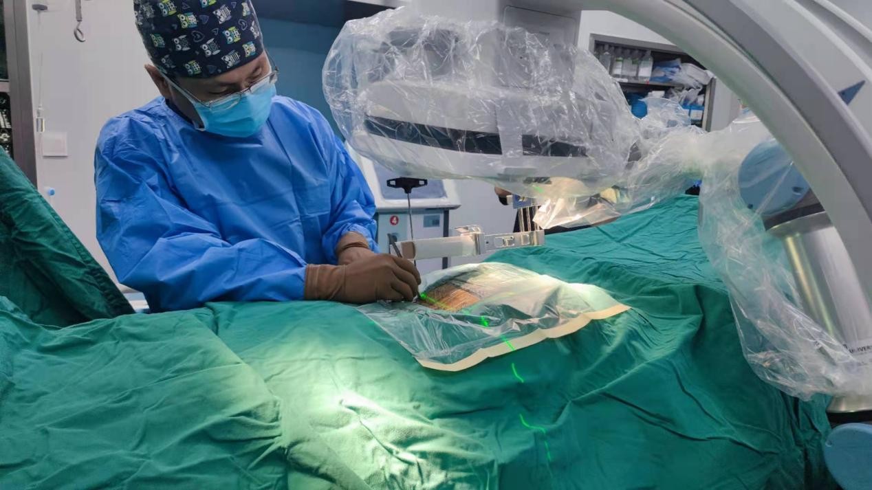 铸正骨科手术机器人，专为实现各级医疗机构全覆盖