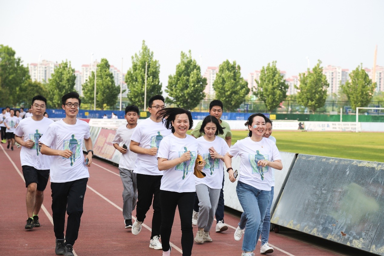 中华社会救助基金会大爱清尘基金发起第十届世界呼吸日活动