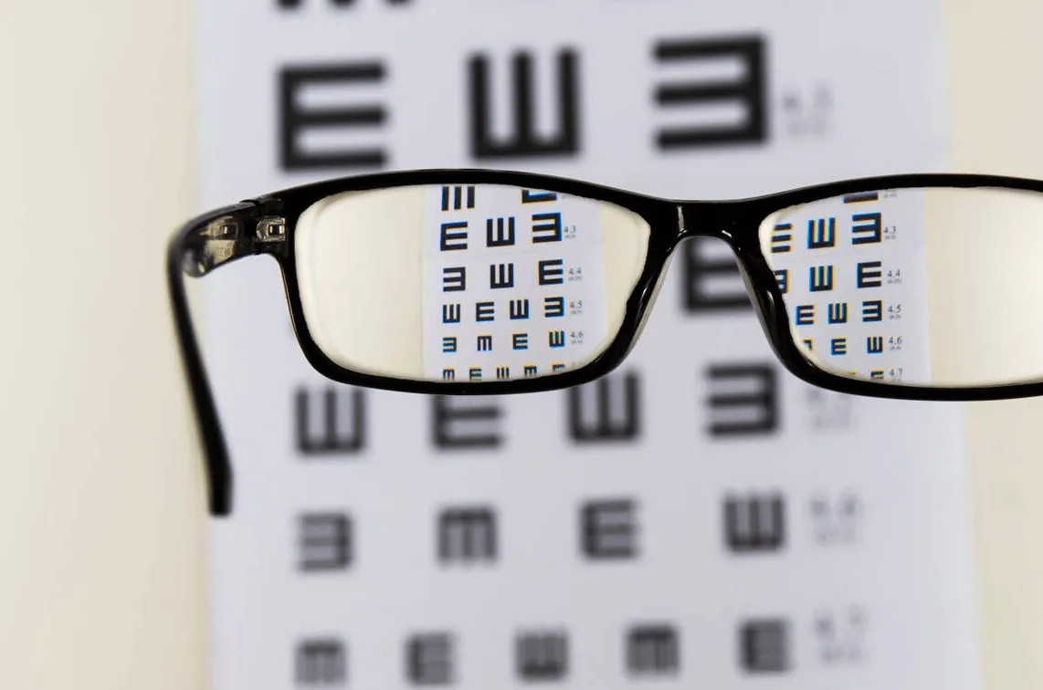 近视容易引发5种眼部并发症，今生睛视靠“养眼”预防近视