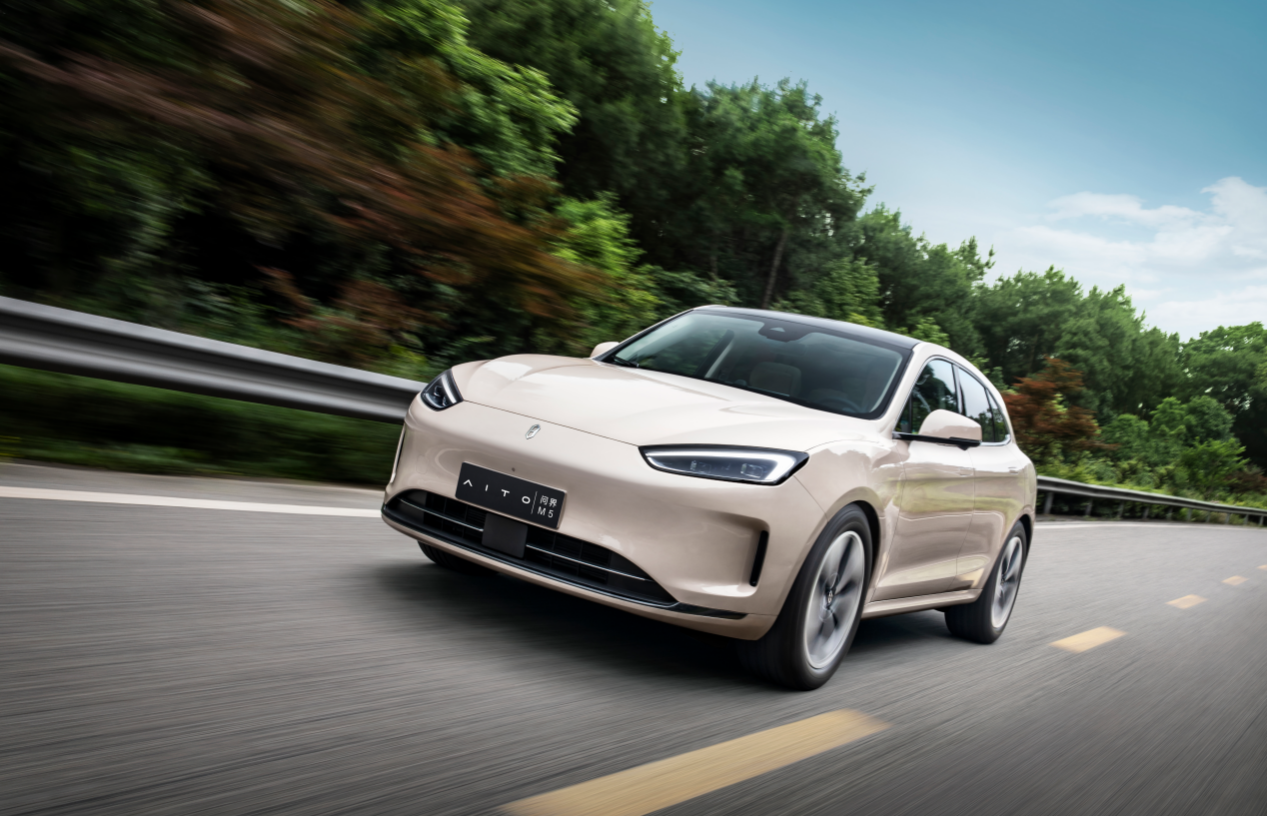 问界M5 EV正式开启小订，纯电SUV迎来新选择！