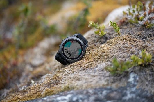 电力最久体验越野极限 Garmin fenix 7与Enduro 2是跋山涉水时的户外专业手表