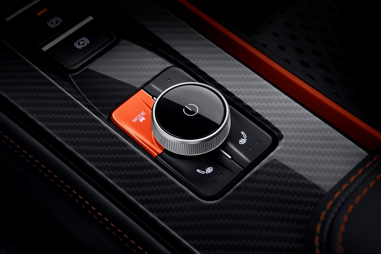 安全到位、颜值在线、还能兼顾舒适，艾瑞泽5 GT选它准没错！