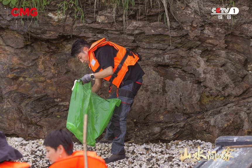 28com致富加盟网_巴马香猪致富创业网_央视网致富经