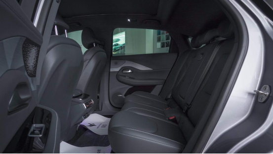 实拍极狐阿尔法S 525S标准续航版，豪华纯电轿车优质价比之选