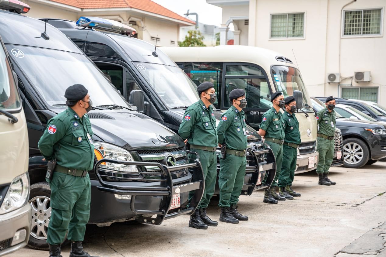 利鑫集团捐赠防疫物资助力柬埔寨警察总署抗击疫情